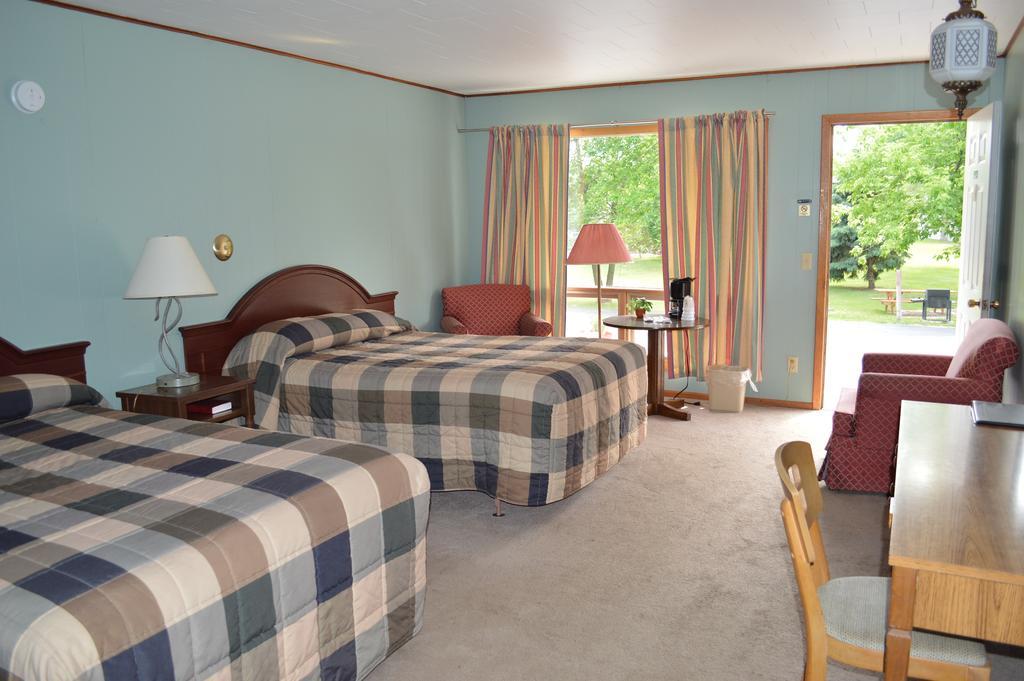 Summer Breeze Resort Wisconsin Dells Rom bilde
